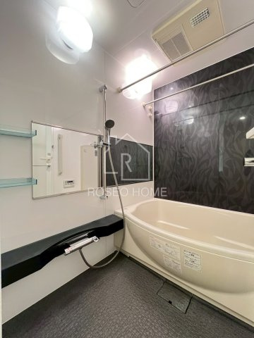 フローライト南森町の浴室|同マンション別部屋：参考写真