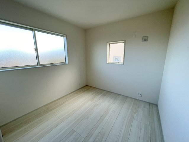 【子供部屋】 | 富岡市富岡第13　駐車3台＋リビングエアコン付き！