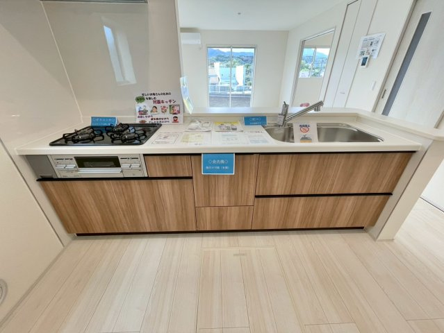 【キッチン】 | 富岡市富岡第13　駐車3台＋リビングエアコン付き！