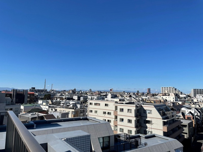 【展望】 | ★仲介手数料無料★ イニシアイオ目黒学芸大学（高台の立地　ルーフバルコニーから東京タワーが望めます）
