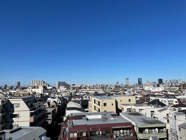 【展望】 | ★仲介手数料無料★ イニシアイオ目黒学芸大学（高台の立地　ルーフバルコニーから東京タワーが望めます）