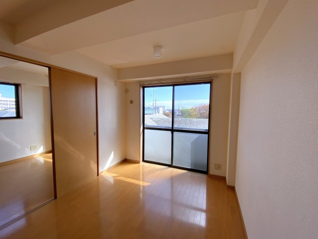 ファインコートの洋室