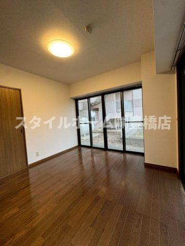 ハイツ船町の和室|同建物内別部屋の写真です。