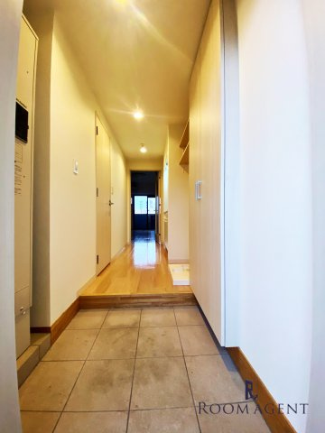 岩塚テラスの玄関