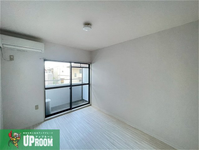 ピエタテール杉山の居間・リビング