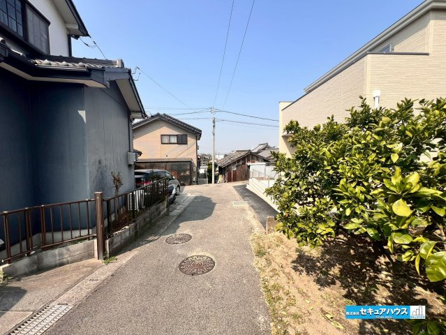 【今からご案内可能】東海市富木島町北島　全2棟の前面道路含む現地写真|事前予約にて現地ご見学いただけます！お気軽にお問い合わせください♪
■株式会社　セキュアハウス■
住宅ローンに強く、知識、経験豊富なスタッフ在籍
お客様に寄り添い、ご成約後もサポート致します