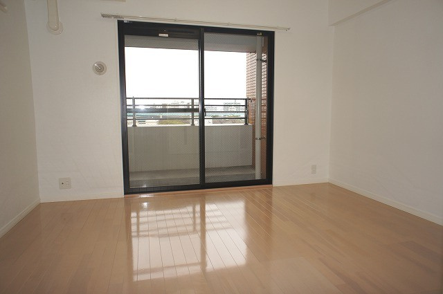 新品家具付きマンション御供所町3(KaGood福岡)の居間・リビング|ゆったり過ごせる居間です