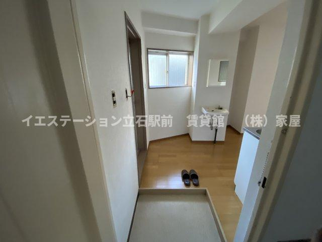 シャトレー堀切の玄関