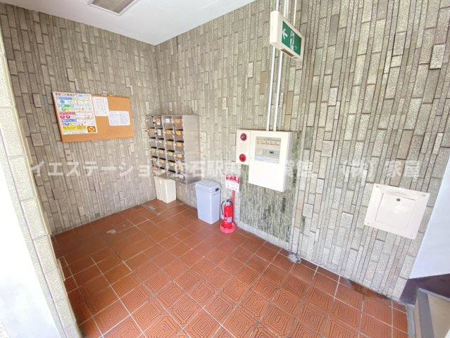 シャトレー堀切のエントランス