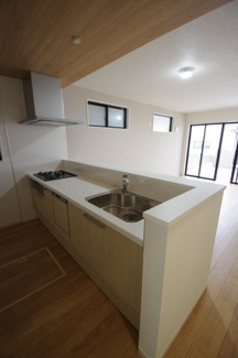 【キッチン】 | 【仲介手数料無料！！】日野市神明3丁目　新築戸建て（全3棟）3号棟　4799万円