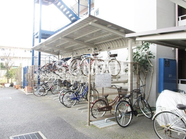 コートエスタのその他共用部分|駐輪場です☆