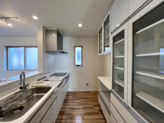 新築・洋風・オール電化・セキュリティー住宅！港南区日限山3丁目新築戸建のキッチン|きれいなキッチンです