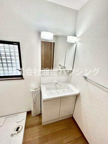 土井一戸建の洗面所