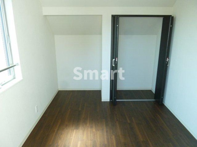 【寝室】 | リブ・テイル