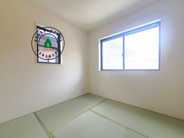 熊本市南区田井島2丁目第1₋2棟(1号棟)の内観：施工例|和室を上手に活用すると暮らし方の幅が広がります。例えば普段は開け放して、子供の小さいうちはお昼寝や遊びのスペースに。畳はソフトなので転んでもケガをしにくく安心です