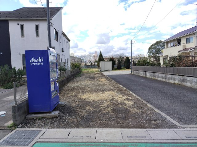 〈調整区域〉約127坪。農地としてのご利用をご検討くださいの外観|前面道路から対象地