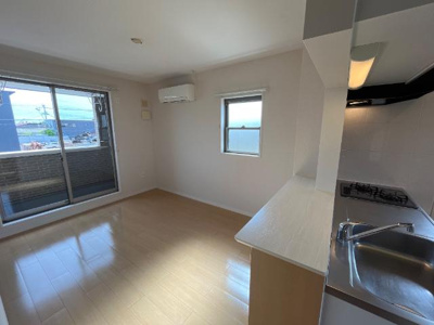 【居間・リビング】 | グリーンハイム川尻Ｃ棟 | リビング