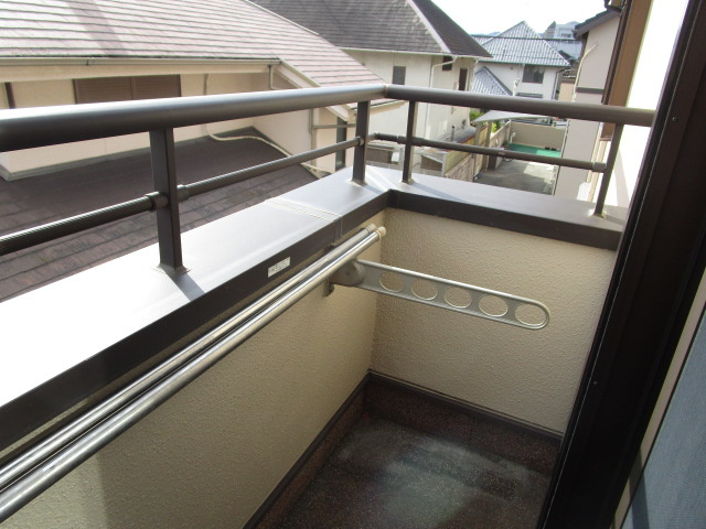 御影郡家貸家のバルコニー