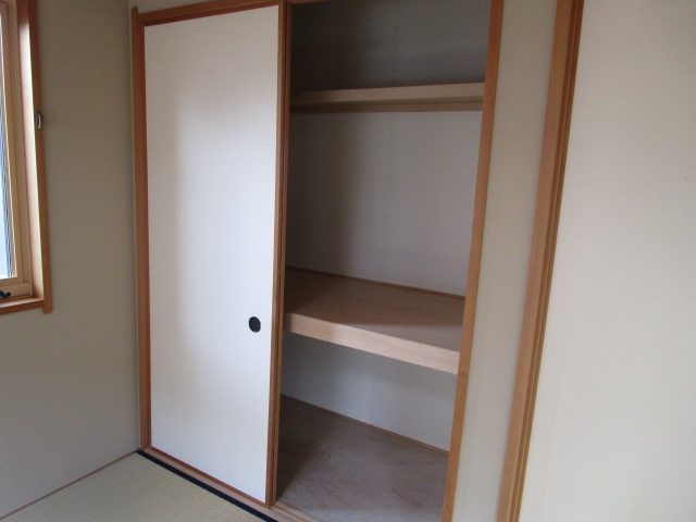 御影郡家貸家の収納