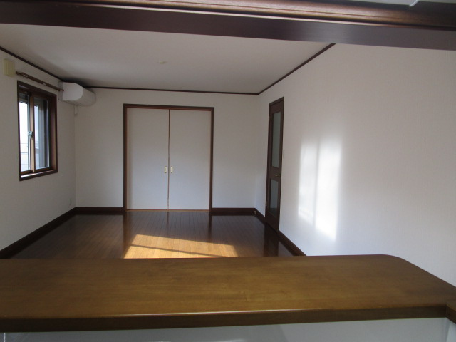 御影郡家貸家の居間・リビング