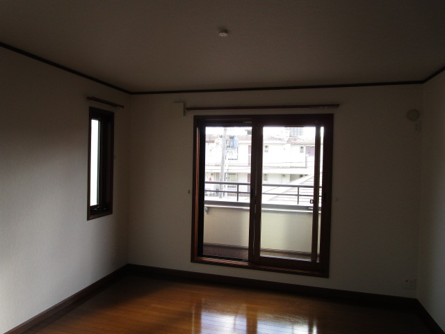 御影郡家貸家の居間・リビング