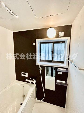 灰塚６丁目貸家のその他|窓