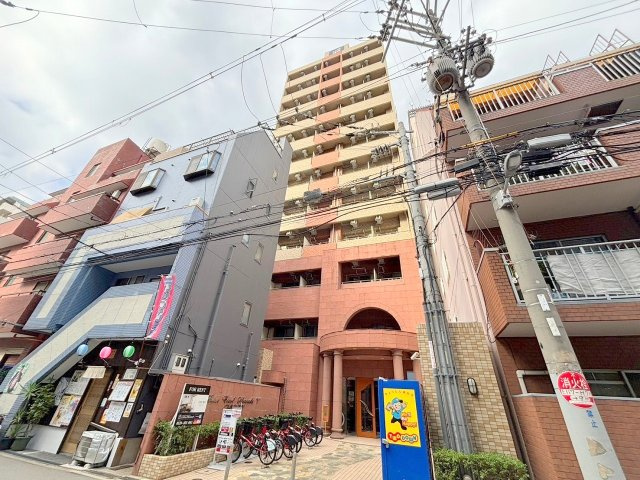 エステムコート新大阪Vソレックスの外観