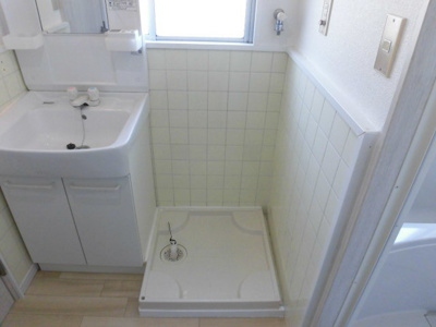 【その他】 | ハイツロイヤル | 室内に洗濯機が置けるのは便利ですね