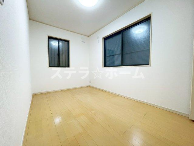 柴原町5　中古戸建の洋室|個人の部屋や寝室として使える洋室です