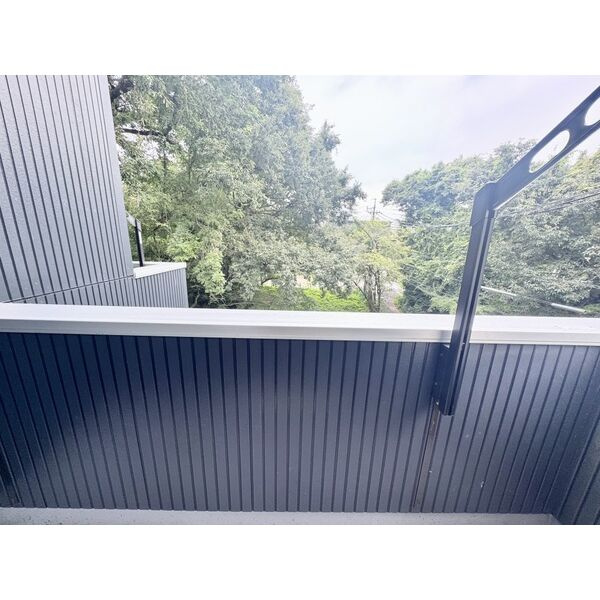 隠れ家(KAKUREGA)のバルコニー