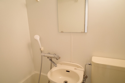 【洗面所】 | セシリア野崎