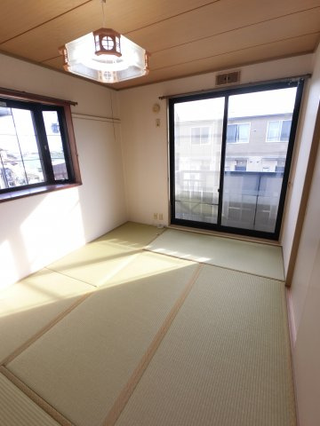 【寝室】 | フジサキハイツ　E | ※和室の写真です。