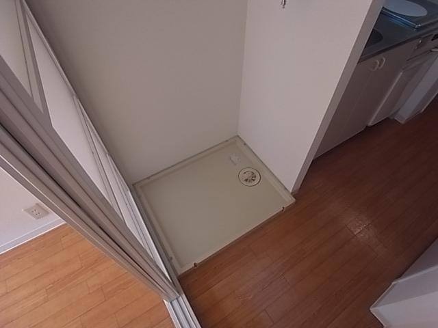 メゾンルナの洗面所