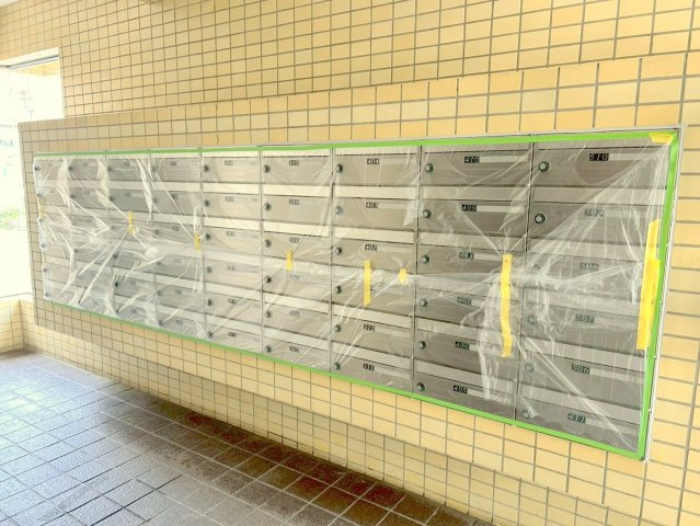 グランドール立川のエントランス