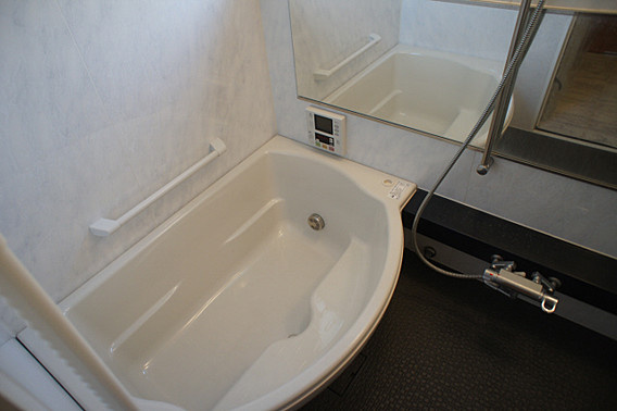 リーガル神戸三宮の浴室