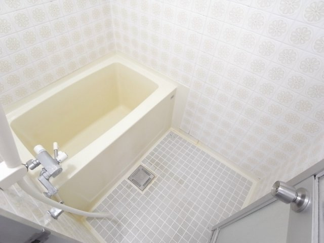 サンシャイン三宮の浴室