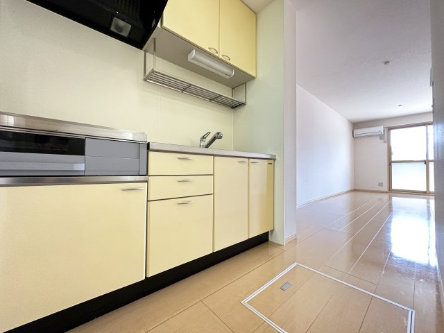 リヴェール北御座 B棟のキッチン