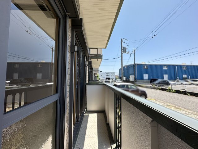 リヴェール北御座 B棟のバルコニー