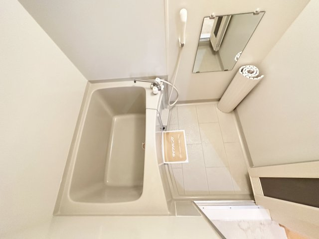 リヴェール北御座 B棟の浴室