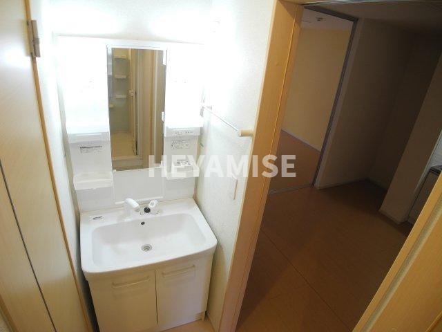 ライラックの洗面所