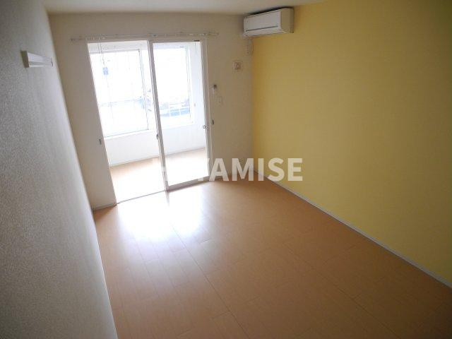 ライラックの居間・リビング