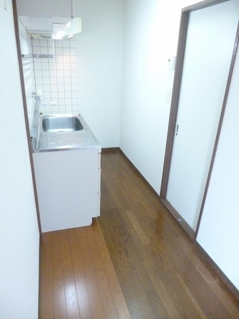 クランツ高井戸のキッチン|広々キッチンスペース