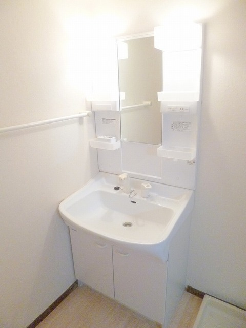 クランツ高井戸の洗面所|人気の独立洗面台