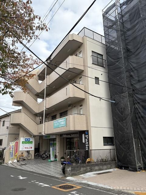 橋本ビルの外観