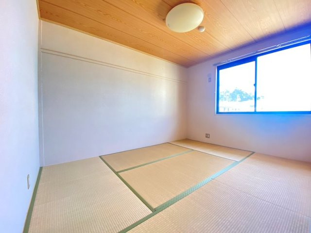 サンガーデン須磨 A棟の和室|和室です