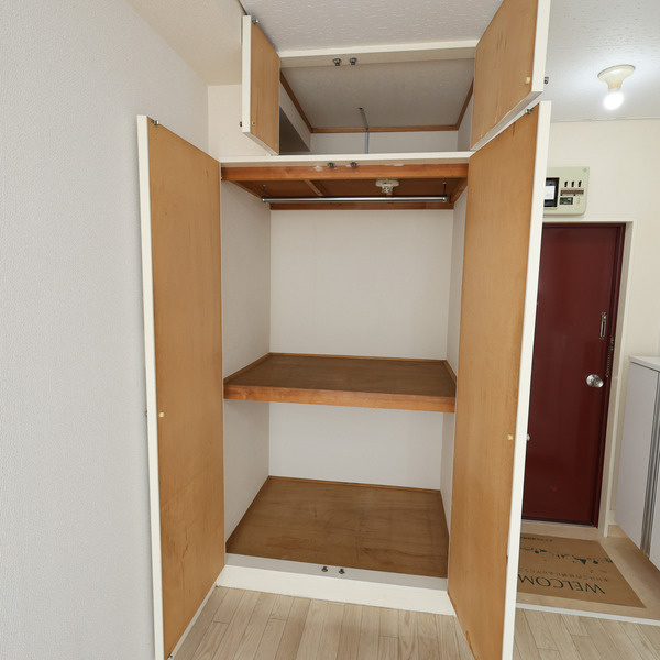 鴨志田ビルの収納