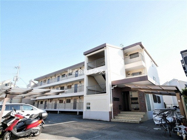 エルムマンションの外観