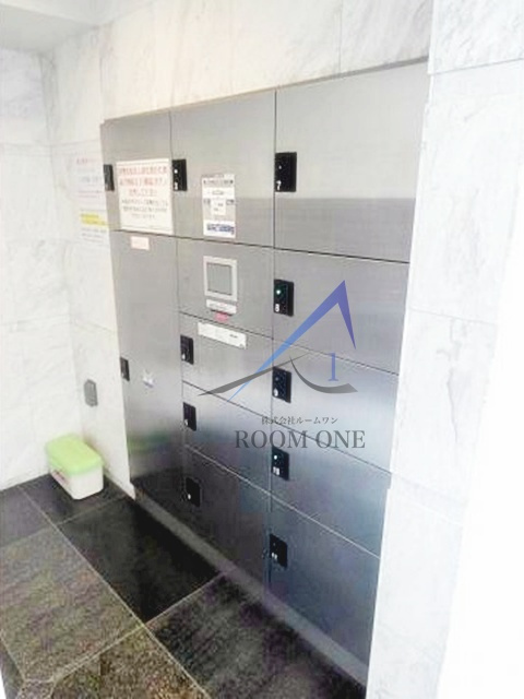 Rising place 綾瀬弐番館のその他共用部分|宅配ボックスです。