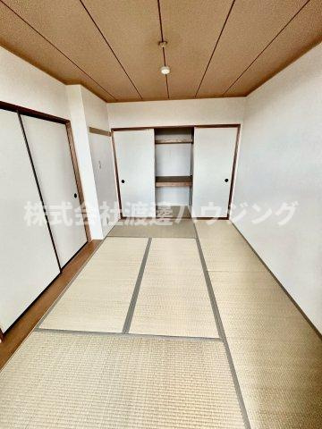 スカイコート待兼山A棟の和室