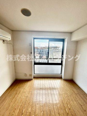 スカイコート待兼山A棟のその他|窓